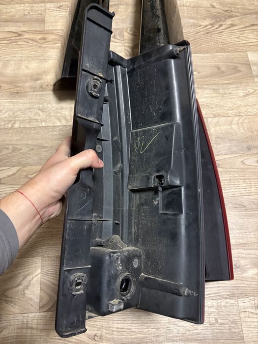 Задні стопи  Cadillac Escalade 3, Tahoe Escalade Suburban, Yukon 15890422/22884388