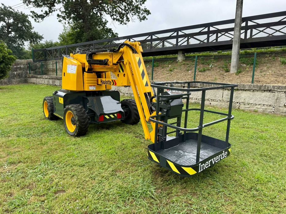 Plataforma elevatória Haulotte HA12PX
