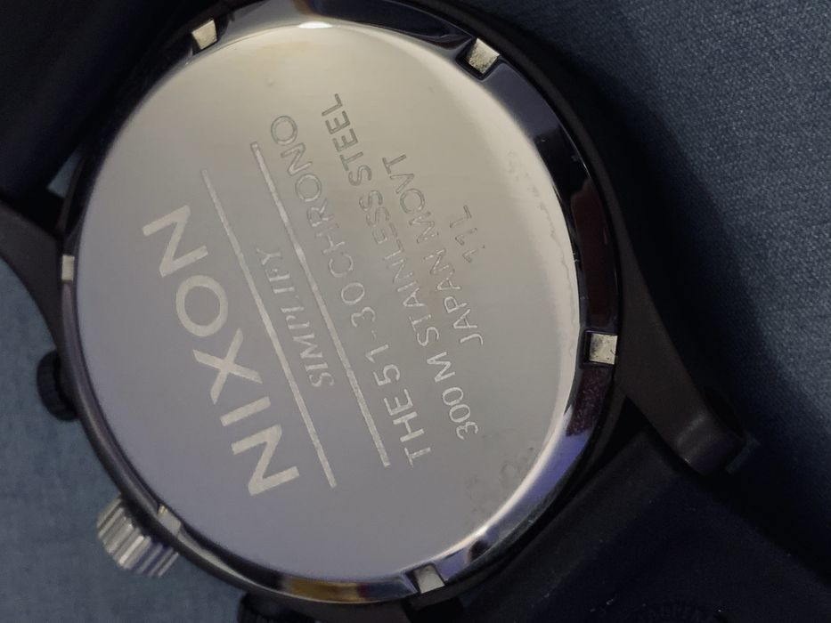 Nixon simplify the 51-30 chrono