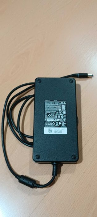 Carregador Original Dell 240W 19.5V 12.3A 100% funcional