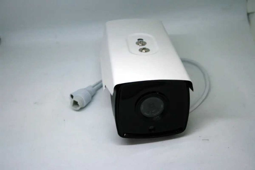 Камера  AHD (MHK-A9514X-400W) 4 МП подсветка 100 метров