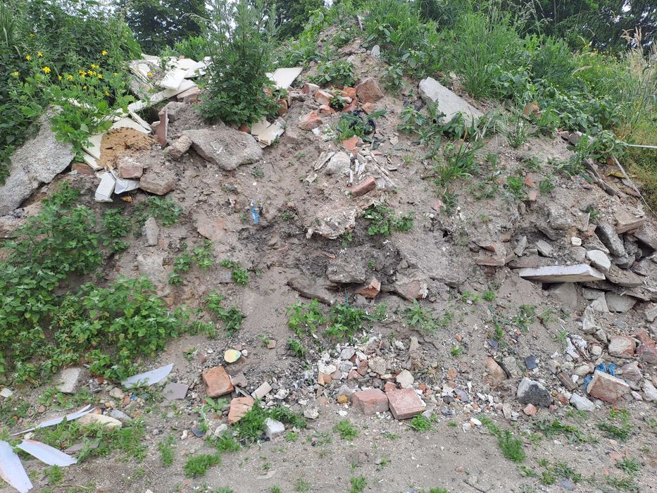 Gruz ok. 100 ton oddam za darmo