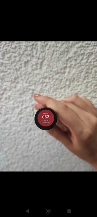 Pomadka satynowa REVLON
