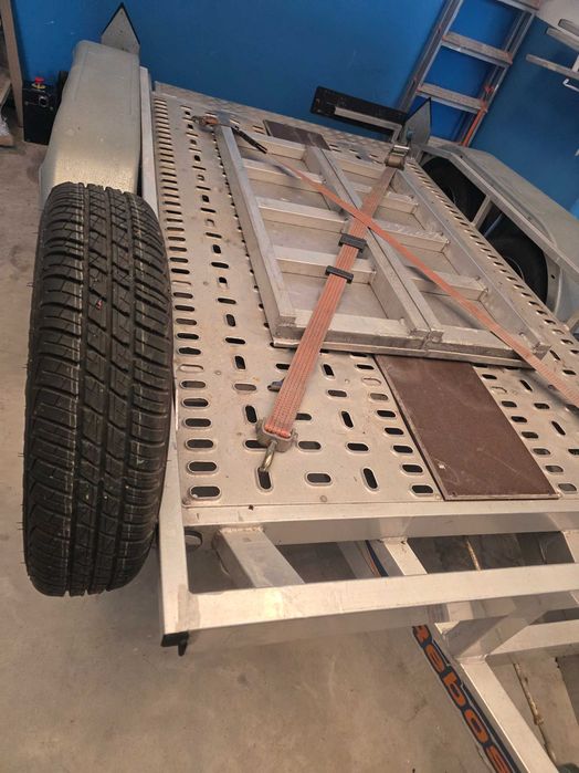 Atrelado 1500KG 2 eixos