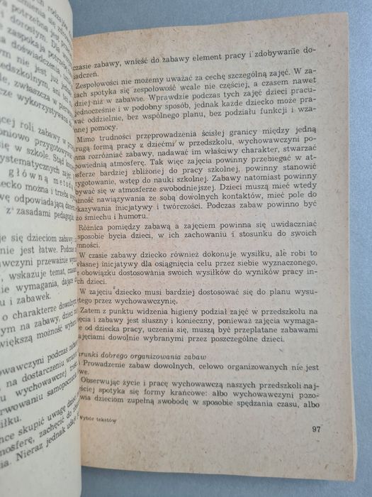 Wybór tekstów do ćwiczeń z pedagogiki przedszkolnej - Książka