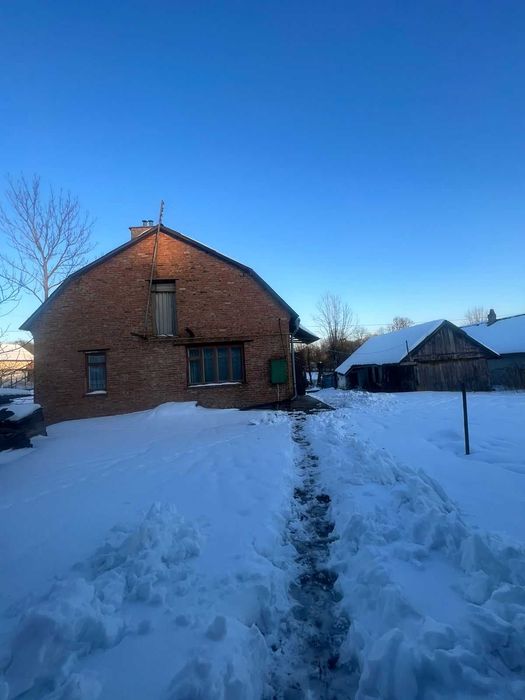 Продаж цегляного будинку в с. Вовчищовичі