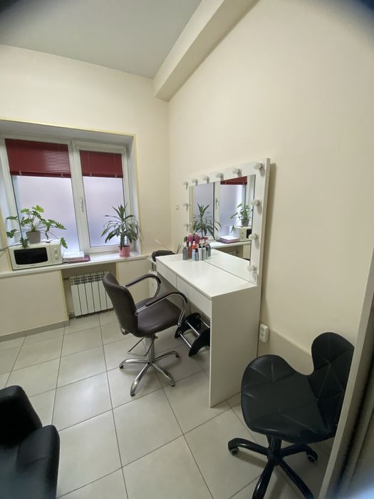 Сдам в аренду кабінет перукаря, місце перукаря ЦЕНТР