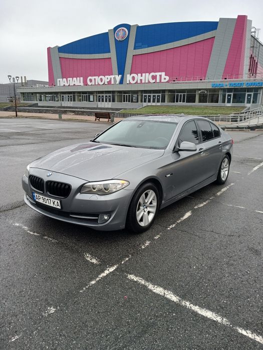 BMW F10  3.0 N52-надёжный, ухоженный и полностью обслуженый автомобил