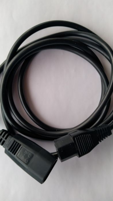 Кабель питания для ИБП