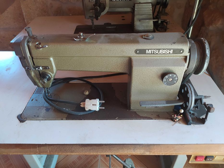 Maquina de costura profissional