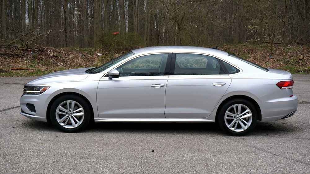 Volkswagen Passat SE      2020