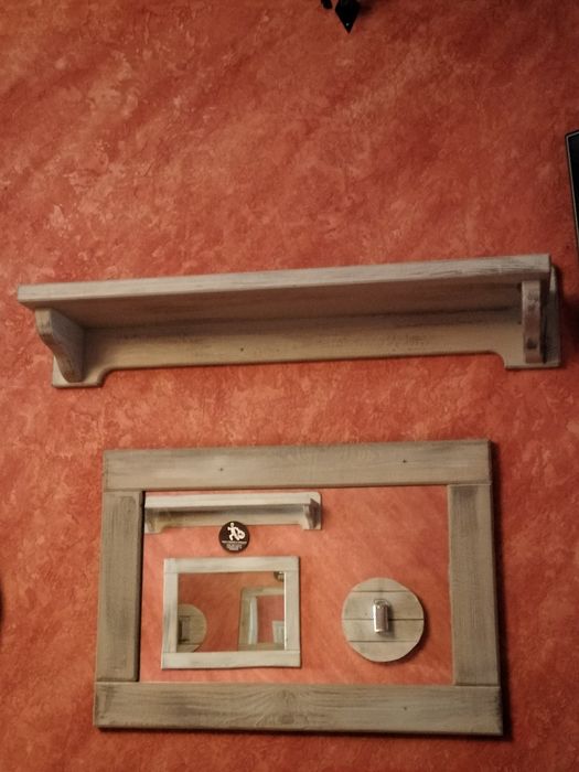 Декоративні полиці та дзеркало з натурального дерева (Handmade)