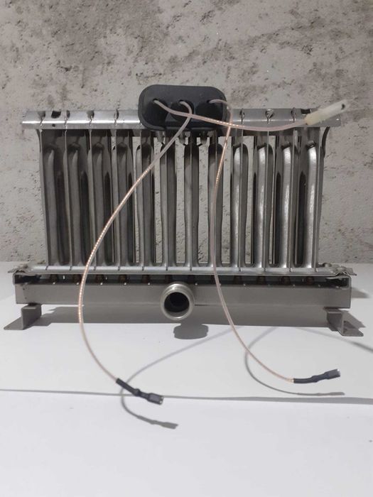 Queimador para caldeira a gás com injetores para gás natural