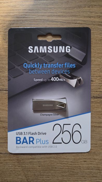 Sprzedam pendrive Samsung