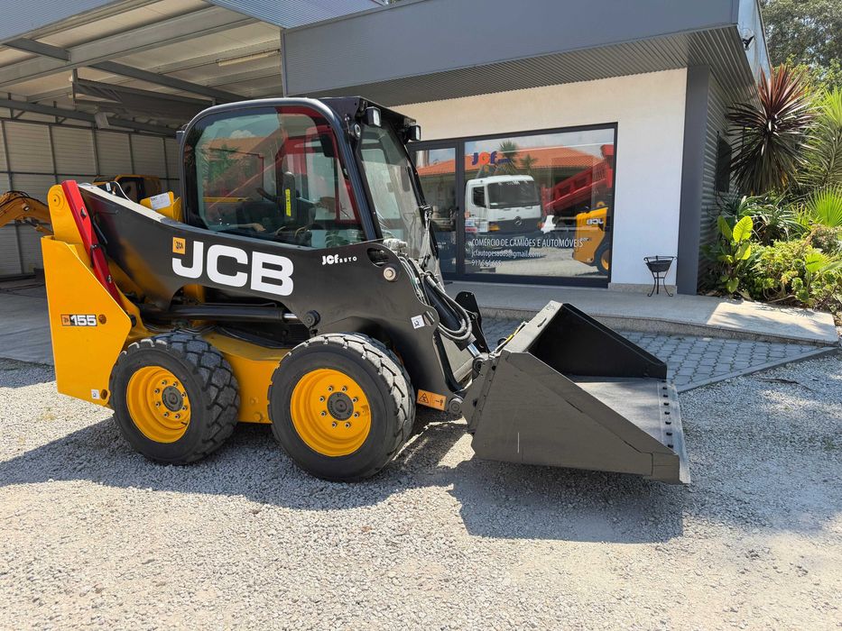 Máquina JCB 155 Robot