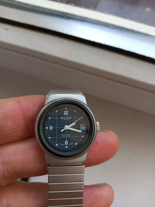 Stunt Watch Sicura Swiss dwa zegarki