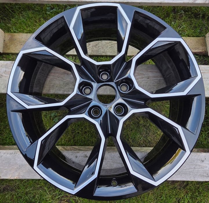 Felga Oryginał Skoda Octavia SuperB Karoq Kodiaq 7,5Jx19 ET51 5X112