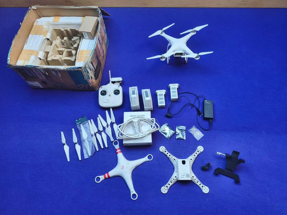 Drone DJI Phantom 2 Vision + (para peças)