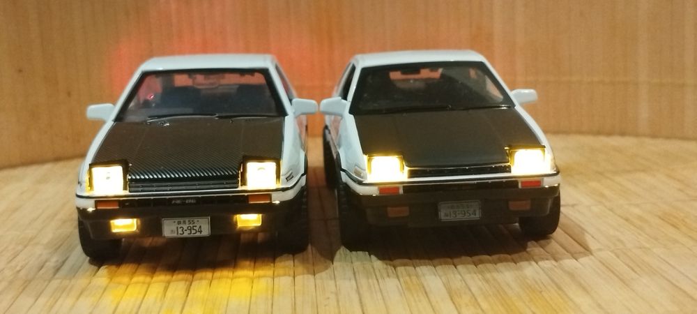Колекційна модель 1:32 Toyota Sprinter Trueno AE86 (Initial D