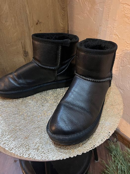 Ugg/уггі  в гарному стані бу