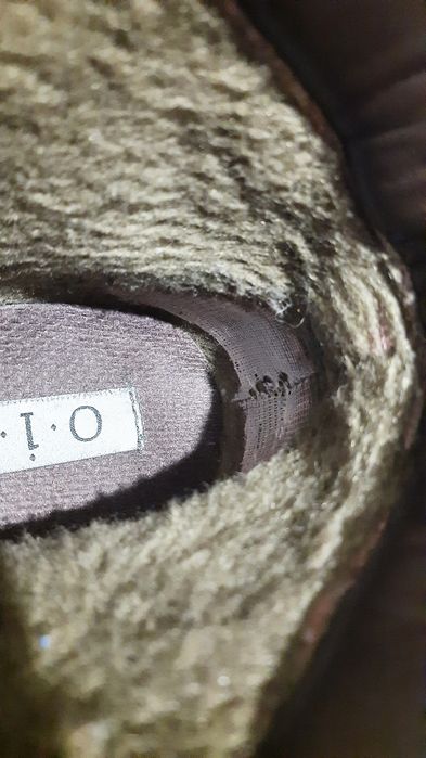 Шкіряні ботинки 36р. устілка 22.5см.