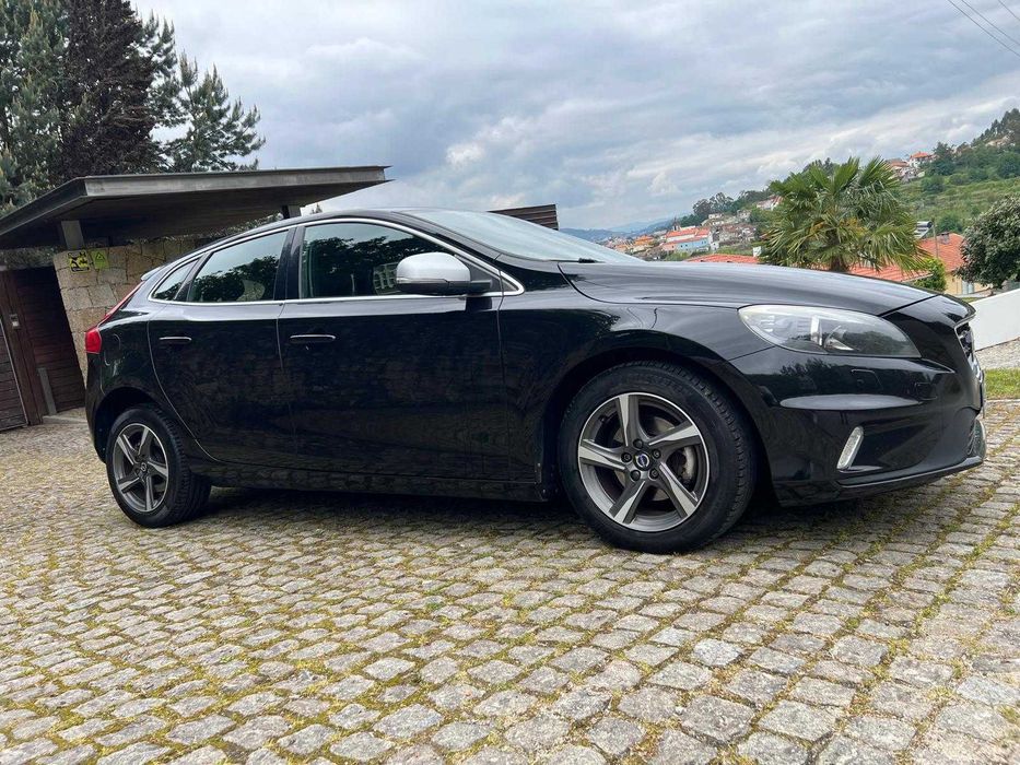 Volvo V40 R.Design 2,0 d 120cv 2015