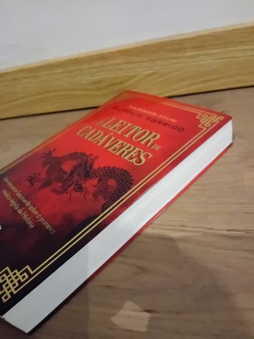 O Leitor de Cadáveres - António Garrido