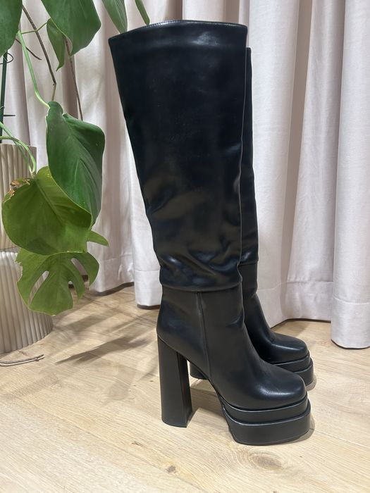 Kozaki na platformie