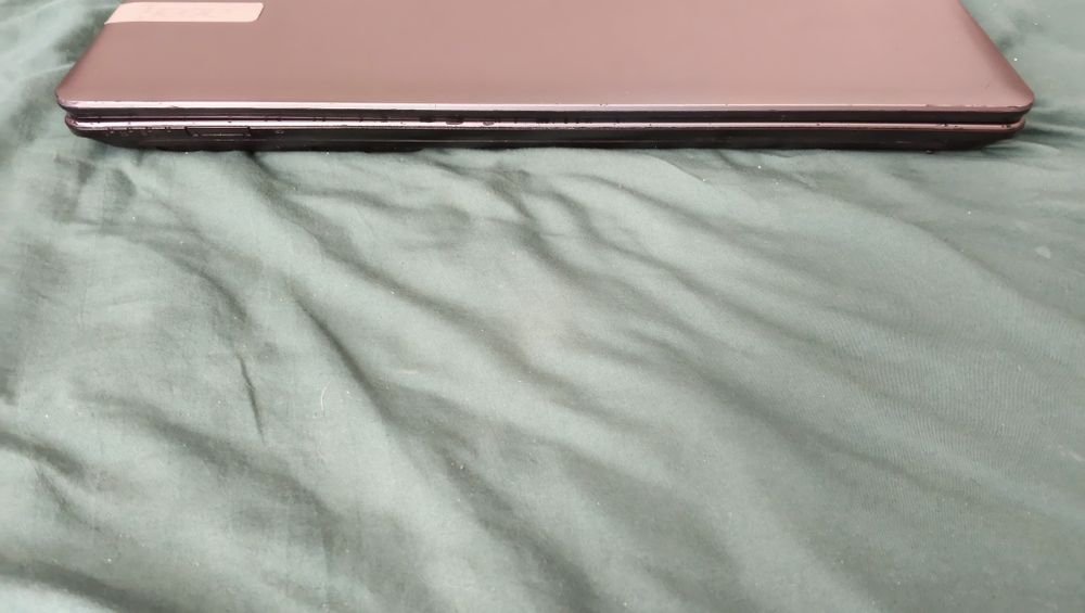 Laptop Acer E1-731  i5/240SSD/17.3"