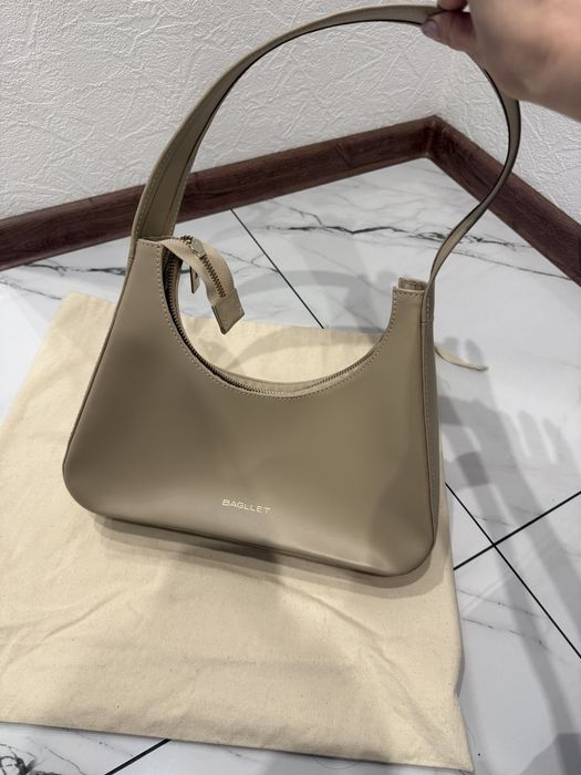 Сумка беж  bagllet
