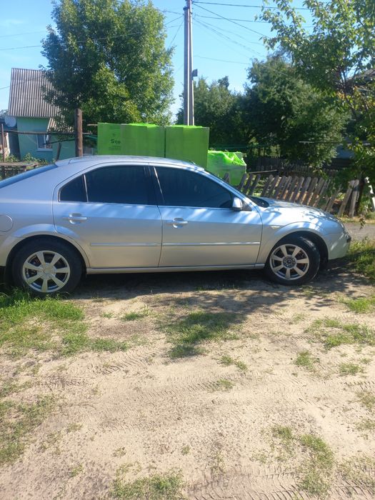 продам форд мк3  .