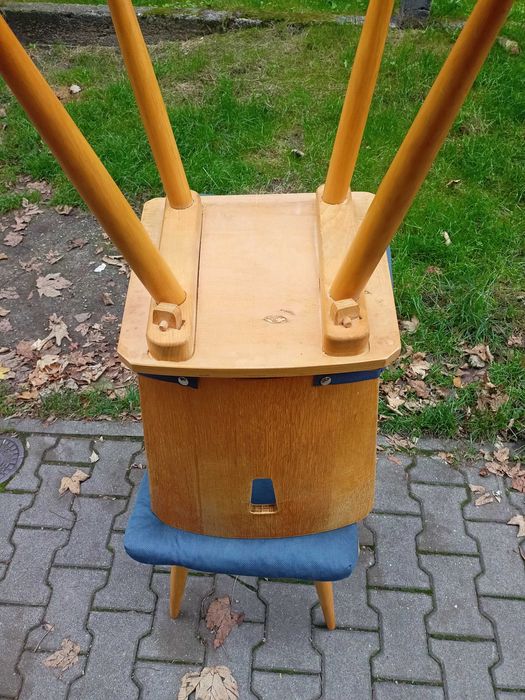 Krzesła Medaliony Tapicerowane kpl. 2 Stylowe Krzesła Drewniane