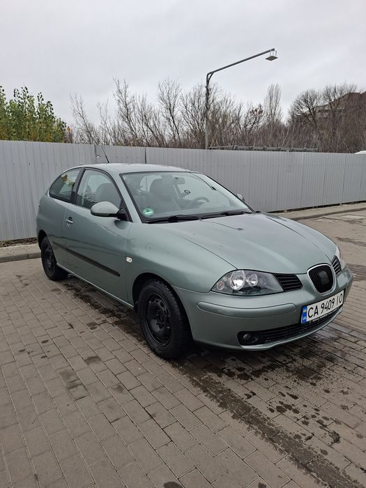 Сеат  Seat ibiza авто