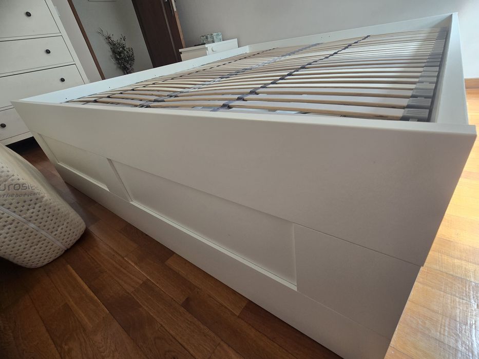 Cama casal  IKEA Brimnes 160x200cm