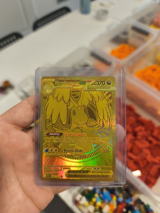 Karta Pokémon Mega Dragonite ex (numer 295/217) z zestawu Ascended Heroes.