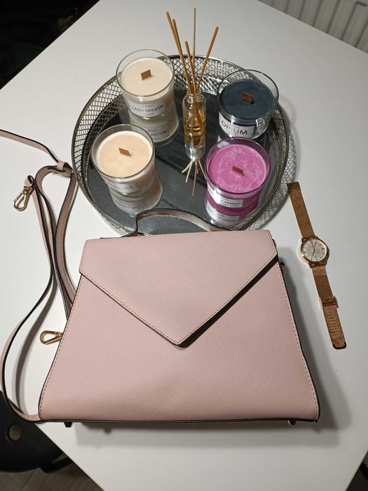 Torebka listonoszka pudrowy roż