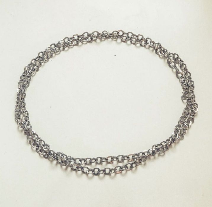 Colar em aço inoxidável imitação de prata