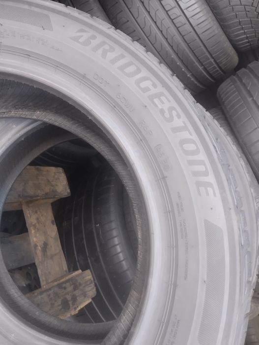 Шини б.в. 195/60/16 Bridgestone Turanza t001