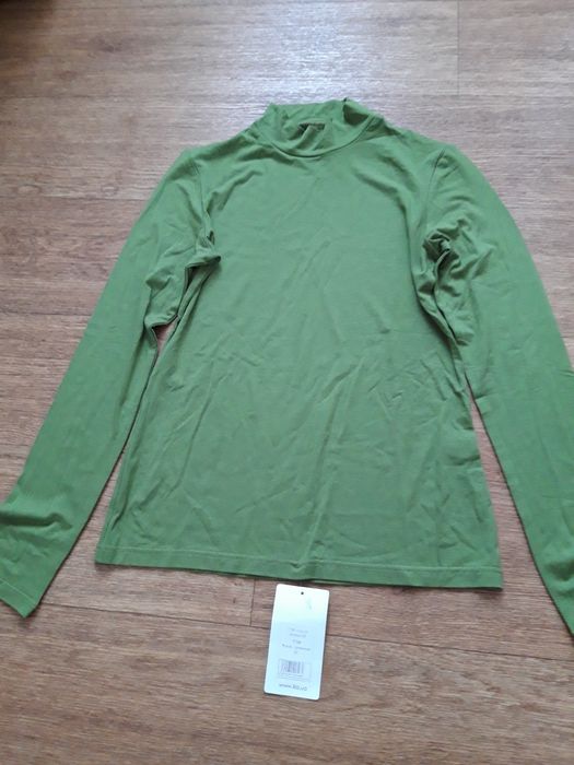 Гольф женский,вискоза,размер М