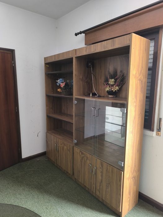 Mover de sala com cristaleira