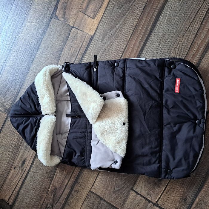 Śpiworek do fotelika samochodowego