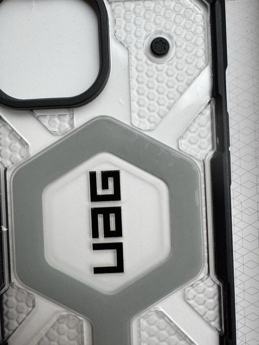 UAG чохол для iphone 15