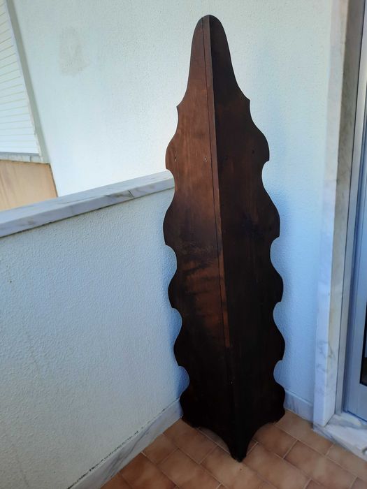 Móvel de canto em madeira antiga