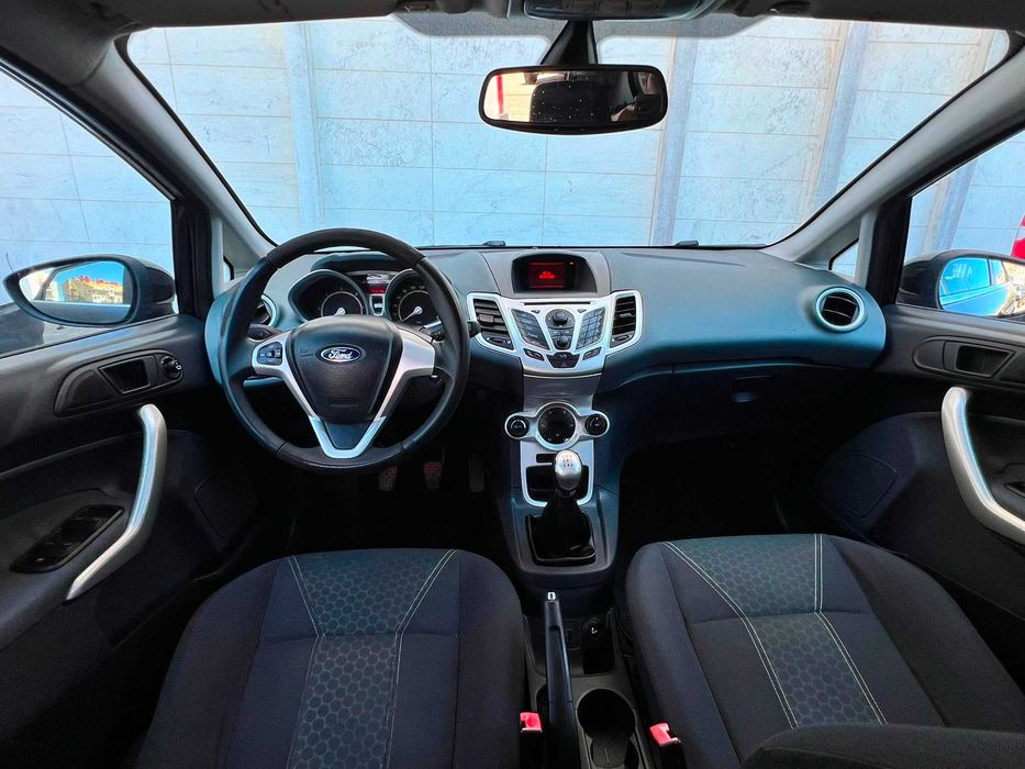 Ford Fiesta Titanium 1.6TDCI - 5 lugares