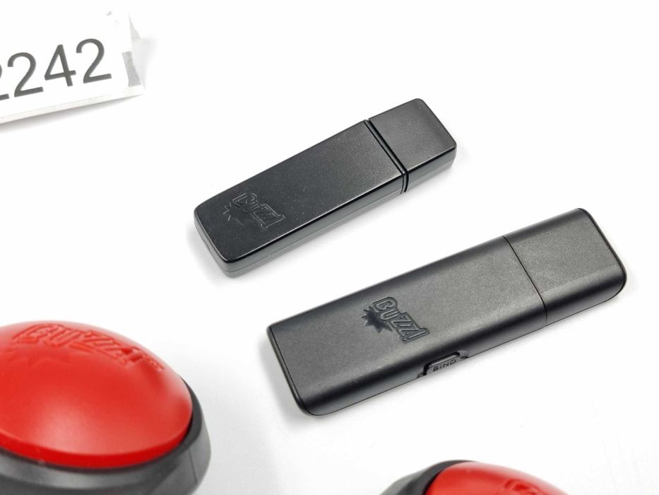 4 Buzzery Playstation 3 Buzz Świat Quizów PS3 + Adapter #2242
