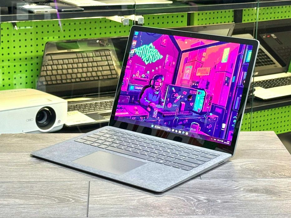 Microsoft Surface | Стан нового | Intel i5 | Гарантія півроку