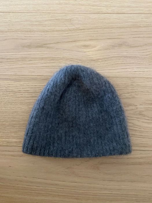 Szara kaszmirowa czapka beanie COS 100% kaszmir