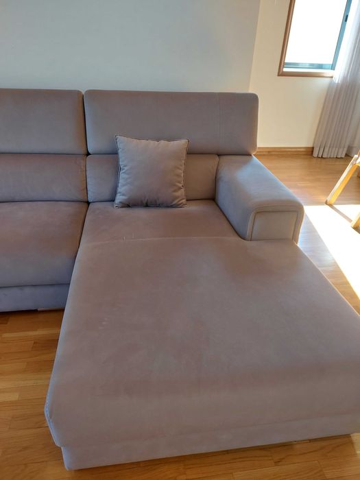 SOFÁ com CHAISE longue