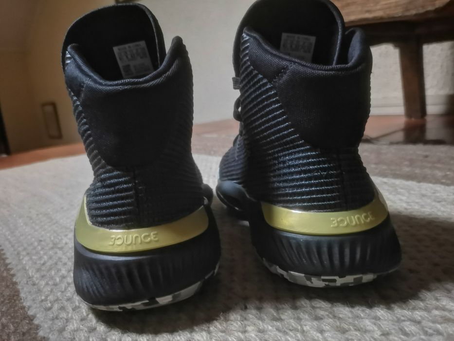 Sapatilhas Adidas Basketball, como novas tam. 42 Original