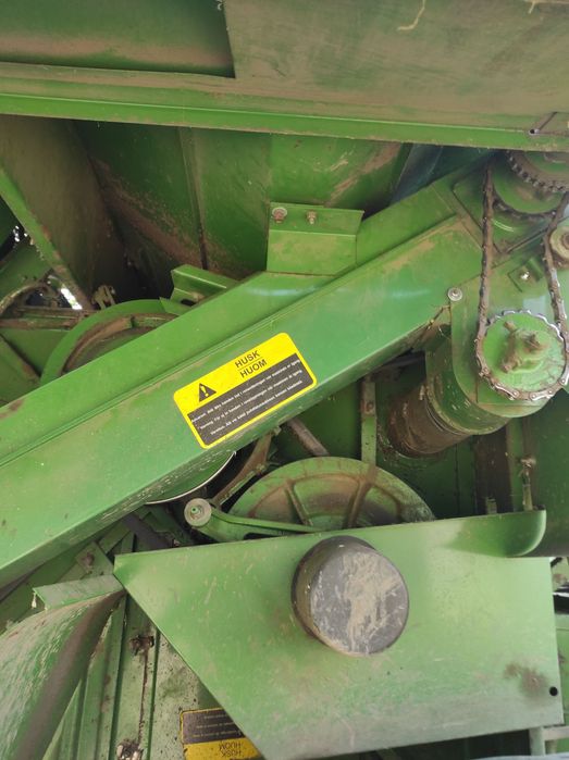 Комбайн JOHN DEERE 1042
